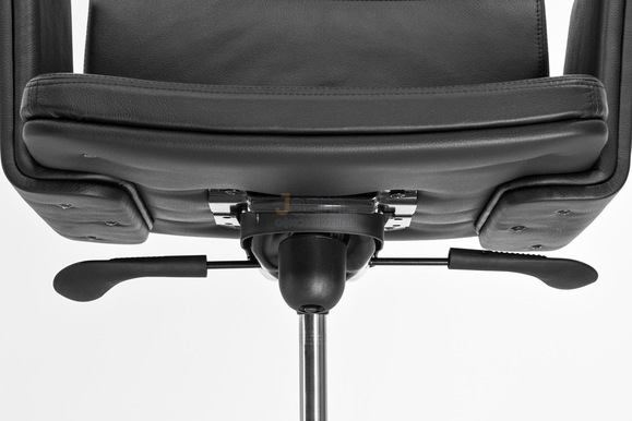 Кресло Karl /A Soft