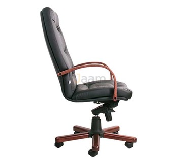Кресло для руководителя Senator Extra A
